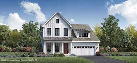 158 Grandview Circle Farmingdale, NJ 07727