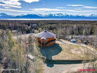8260 S Kingfisher Dr Wasilla, AK 99623