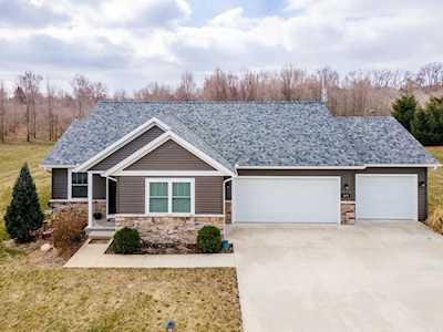 1877 E Boulder Drive Warsaw, IN 46582