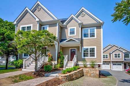 210 S Quinsigamond Ave #2 Shrewsbury, MA 01545