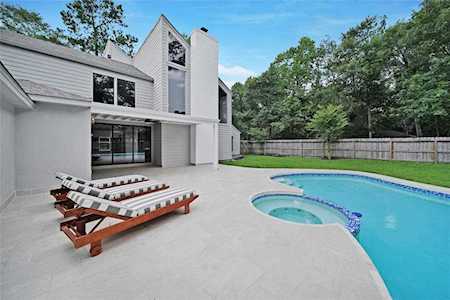 4 Greenridge Forest Dr The Woodlands, TX 77381