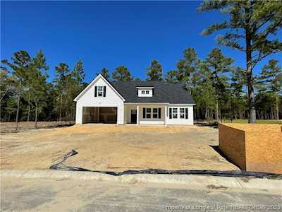 254 Lonesome Glory Dr Raeford, NC 28376