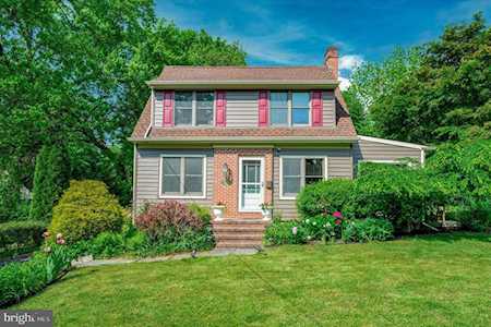 207 S Swarthmore Ave Swarthmore, PA 19081