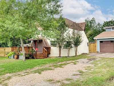7510 Wood Cliff DR Austin, TX 78745