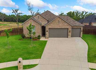3705 Deer Point Drive Denison, TX 75020