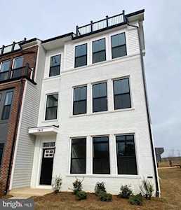 7415 Rocky Creek Terrace Annandale, VA 22003