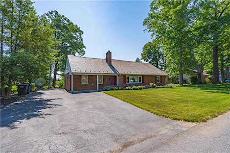4112 Hampshire Ct Allentown, PA 18104