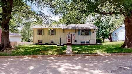904 S 3rd Terrace Savannah, MO 64485