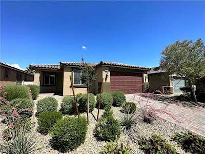 5632 Akula Bay St North Las Vegas, NV 89081