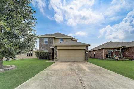 2310 Emerald Ln Texas City, TX 77591