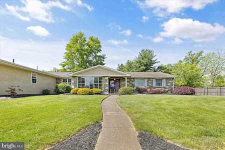 1102 Barnswallow Ln Huntingdon Valley, PA 19006