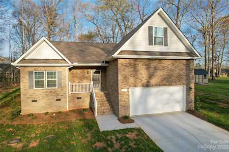 410 Seven Springs Loop Statesville, NC 28625