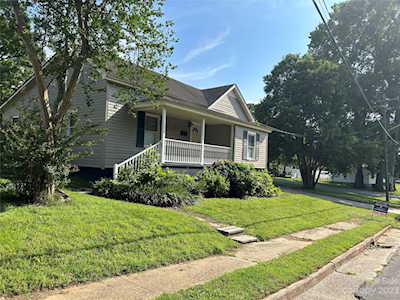 211 Calhoun St Fort Mill, SC 29715