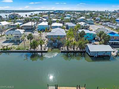 257-259 Carolina Ave Fort Myers Beach, FL 33931