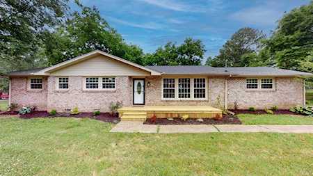 454 Walton Ferry Rd Hendersonville, TN 37075