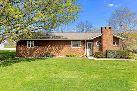 105 Green Ave Washington, IL 61571