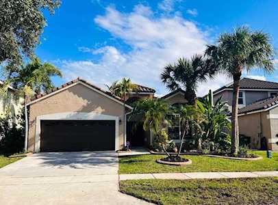 18418 NW 13th St Pembroke Pines, FL 33029