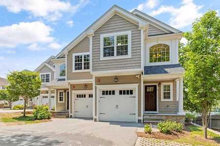 210 S Quinsigamond Ave #8 Shrewsbury, MA 01545