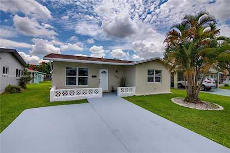 6008 NW 67th Way Tamarac, FL 33321