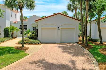 8068 Fountains Ln Miramar Beach, FL 32550