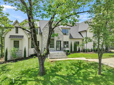 649 Brook Hollow Rd Nashville, TN 37205