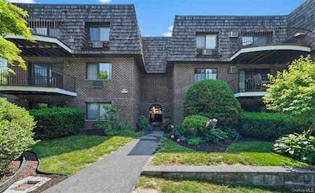 5 S Briarcliff Drive #13 Ossining, NY 10562