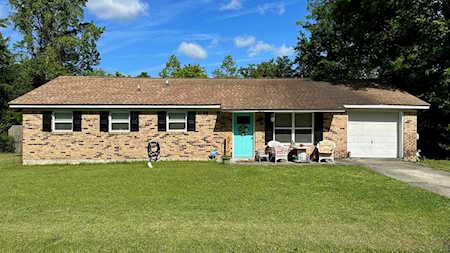 8836 Auburn Dr North Charleston, SC 29406