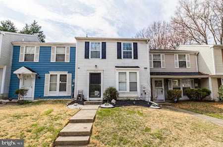 1305 Patriot Ln Bowie, MD 20716