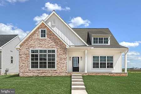 17 Pinnacle Ridge Dr Annville, PA 17003