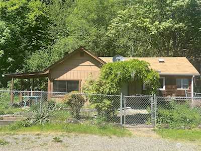 290 N Finch Creek Rd Hoodsport, WA 98548