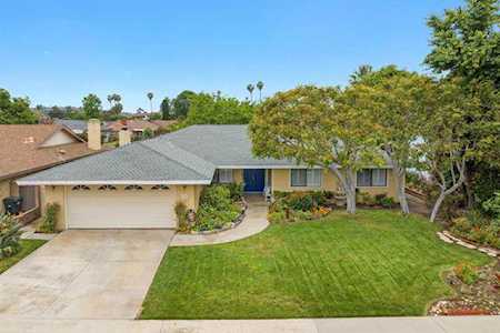 956 La Sombra Drive San Marcos, CA 92078