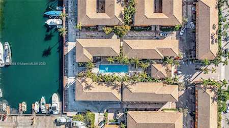 2991 NE 185th St #1701 Aventura, FL 33180