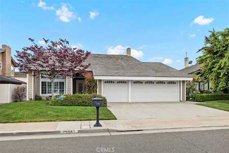 19942 Cato Circle Huntington Beach, CA 92646