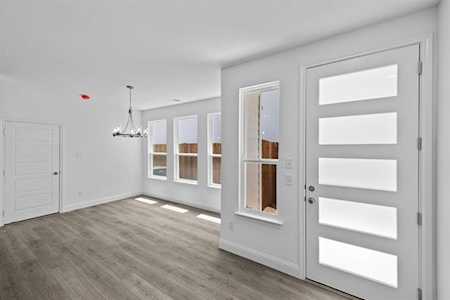 307 Athenia Fort Worth, TX 76114