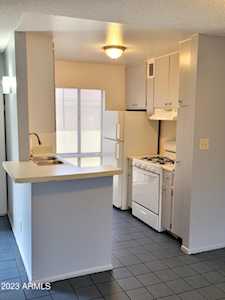 1701 W Tuckey Ln #207 Phoenix, AZ 85015