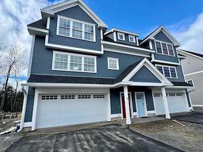 Unit 26 Stonehill Pointe Rd #26 Newmarket, NH 03857