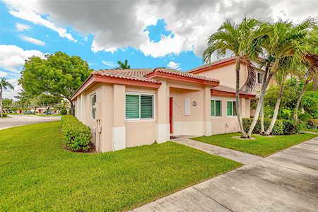 20839 NW 2nd St Pembroke Pines, FL 33029