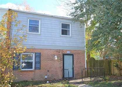 400 Chinaberry Circle Virginia Beach, VA 23454