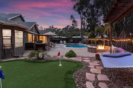 9927 Dichondra Ct San Diego, CA 92131