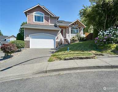 614 Bronson Place NE Renton, WA 98056