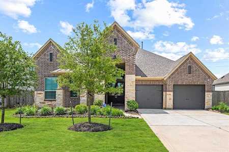 8915 Square View Ln Tomball, TX 77375