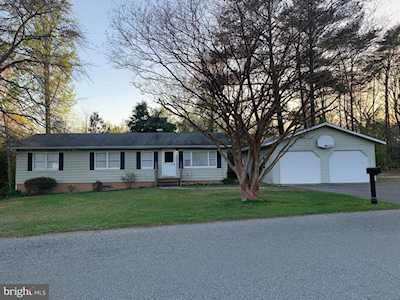 30395 White Dr Charlotte Hall, MD 20622