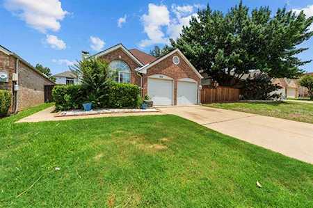 933 Winterstone Drive Lewisville, TX 75067