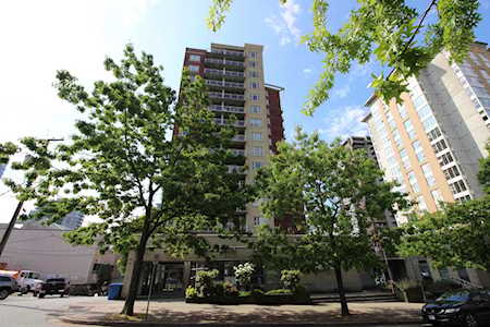 121 W 15th Street #1604 North Vancouver, BC V7M 1R8