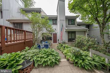 903 Cable Hill Dr Springfield, PA 19064