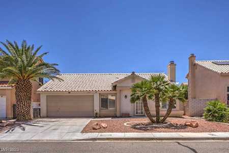 1693 Desert Ridge Ave North Las Vegas, NV 89031