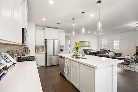 107 Gracie WAY Hutto, TX 78634