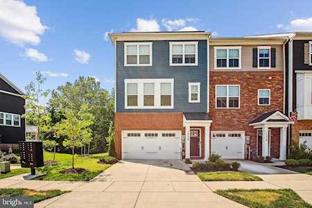 1338 Hawk Hollow Dr Crofton, MD 21114