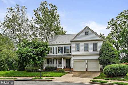 9700 Hidden Valley Rd Vienna, VA 22181