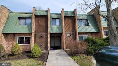 1511 Meadowview Ln #1511 Mont Clare, PA 19453